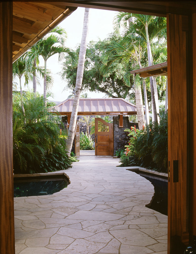 Timbered entry gate Meldman Hale, Hawaii